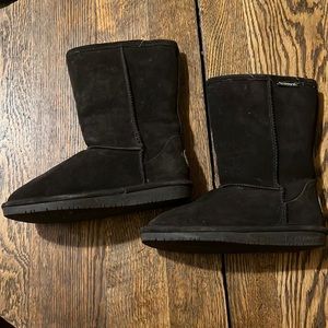Bearpaw Woman’s Boots Size 8